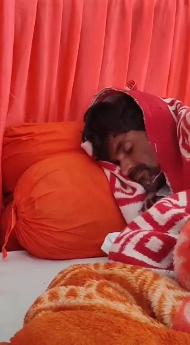 मराठा आरक्षण: मनोज जरांगेंचा उपचाराला नकार, सलाईन काढून टाकले