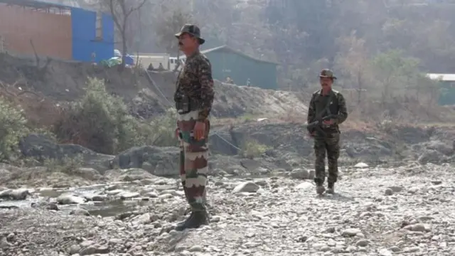 মিয়ানমার সীমান্তে কাঁটাতারের বেড়া দেবে ভারত