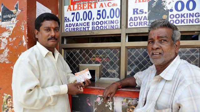 ஓடிடி தளங்களுக்கு எதிராக திரையரங்க உரிமையாளர்கள்