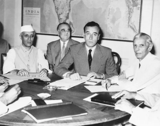 from left to right: Pandit JAWAHARLAL NEHRU, vice- president of the interim government; Lord ISMAY, Lord MOUNTBATTEN and and Ali JINNAH