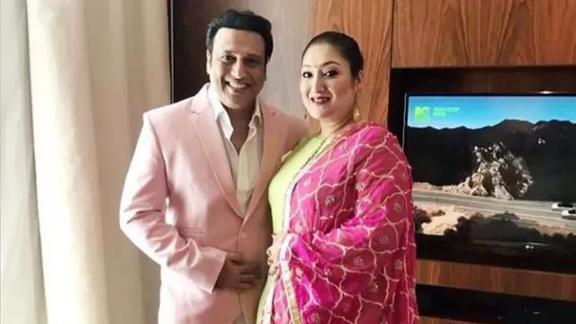 गोविंदा पत्नी सुनितासह