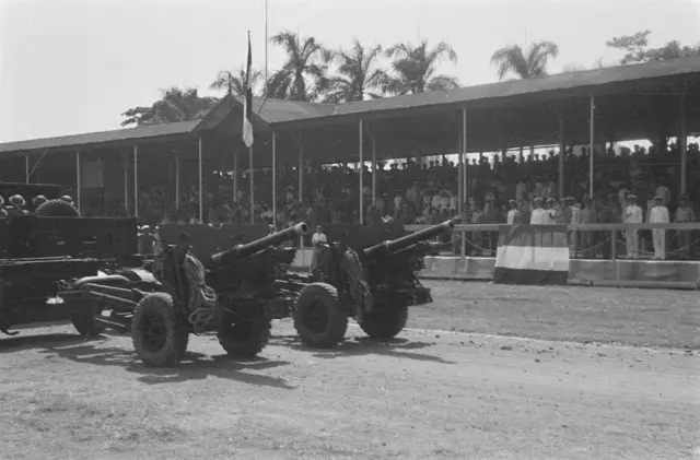 Parade Brigade-U dalam rangka Hari Ratu, 31 Agustus 1946.