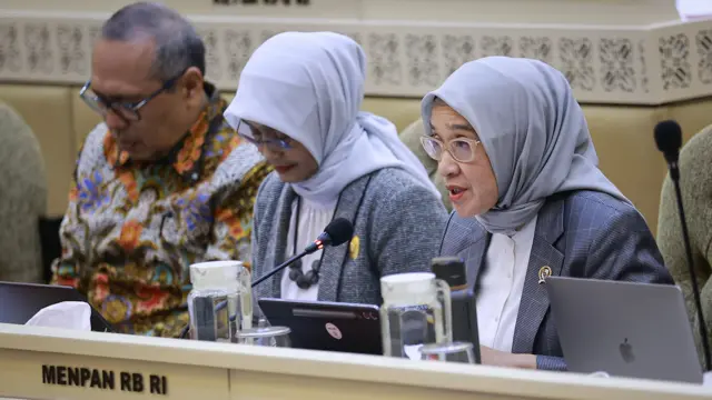 Menteri PANRB Rini Widyantini
