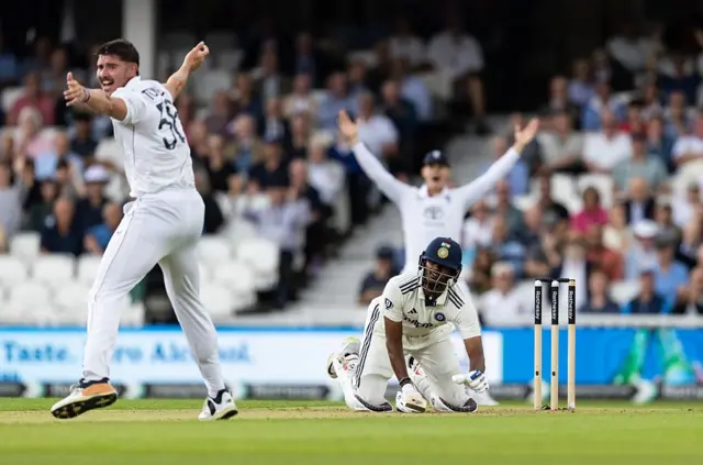 ஓவல் டெஸ்ட்