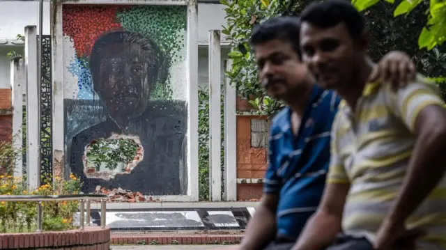 বাংলাদেশের নতুন রাজনৈতিক বাস্তবতার সঙ্গে মানিয়ে নেওয়ার চেষ্টা করছে ভারত