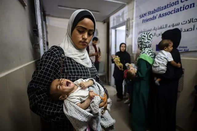 Qəzza, aclıq, uşaqlar