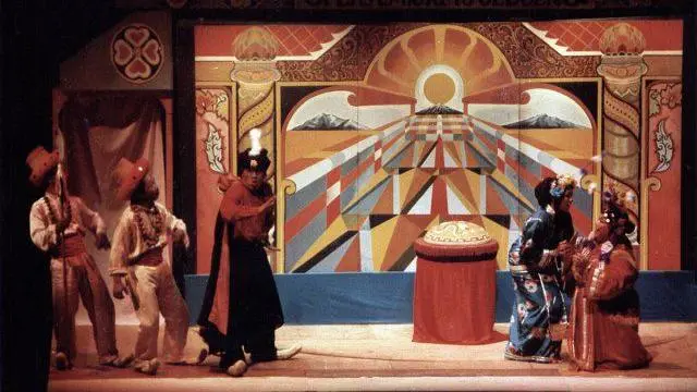 Opera Primadona karya Nano Riantiarno