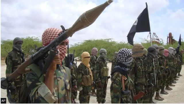 Al-Shabaab oo weerar gaadmo ah ku dishey askar Kenyan ah