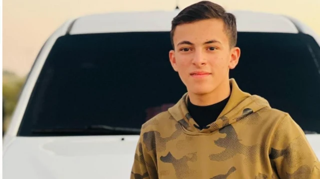 محمد، نجل مروان عيسى، قُتل إثر قصف إسرائيلي، وفق وسائل فلسطينية محلية.