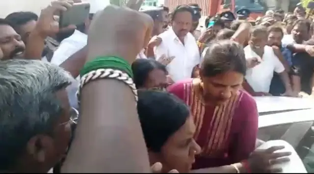 திமுகவினர் தாக்குதல்