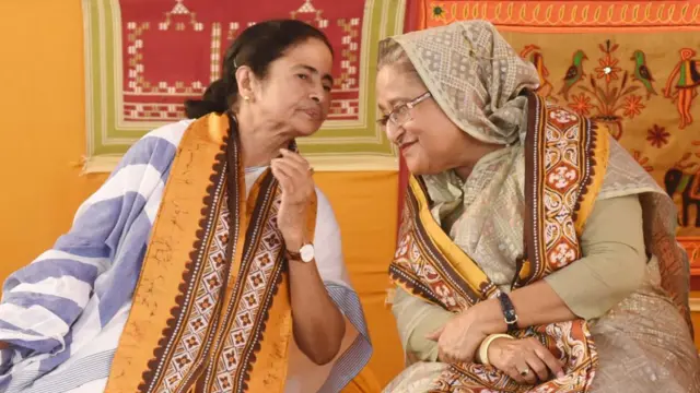 মমতা ব্যানার্জি ও শেখ হাসিনা। শান্তিনিকেতন, ২০১৮