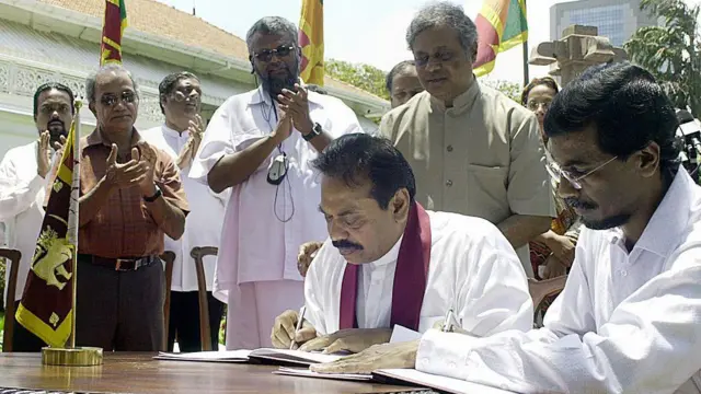 Mahinda Rajapaksa and Tilvin Sleva