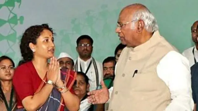 कल्पना सोरेन के साथ कांग्रेस अध्यक्ष मल्लिकार्जुन खड़गे 