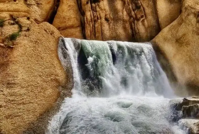 سرچمشه چشمه کوهرنگ 