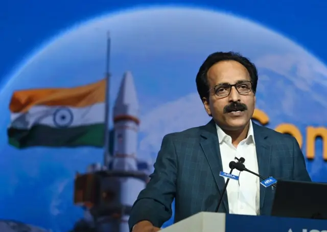 भारतीय अंतरिक्ष अनुसंधान संगठन के प्रमुख एस सोमनाथ
