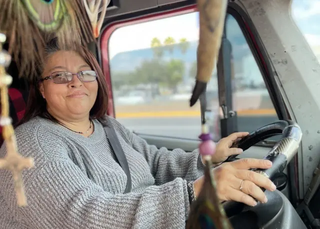 गोंज़ालेज़ को अक्सर लोग कहते हैं कि ये महिलाओें का काम नहीं हैे.