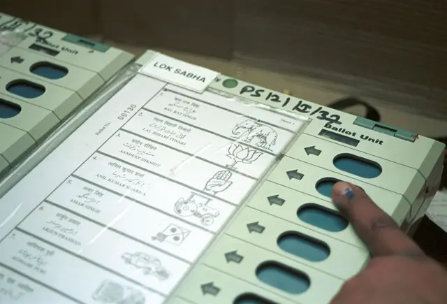 ஒரே நாடு ஒரே தேர்தல்: இந்தியாவில் அரசமைப்பு நெருக்கடியை ஏற்படுத்துமா?