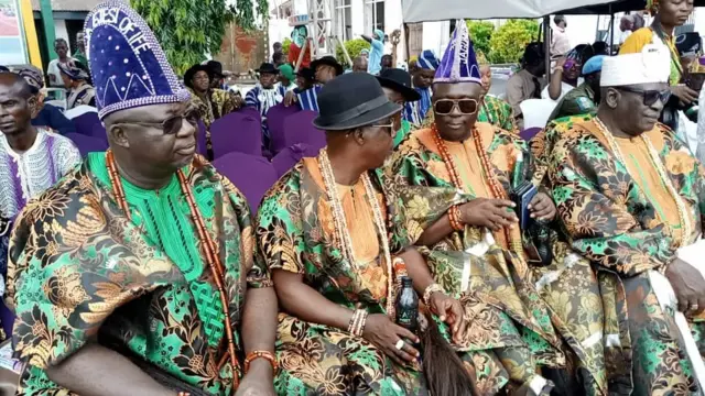 Àwọn tó wá kópa níbi ayẹyẹ ọdún Ọlọ́jọ́