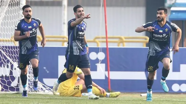 تیم فوتبال پیکان