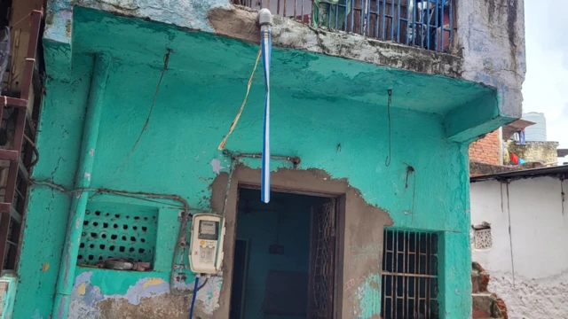 બીબીસી ગુજરાતી, ગુજરાત, બીબીસી, પોલીસ, ગુજરાત પોલીસ, ગોમતીપુર, અમદાવાદ, આત્મહત્યા