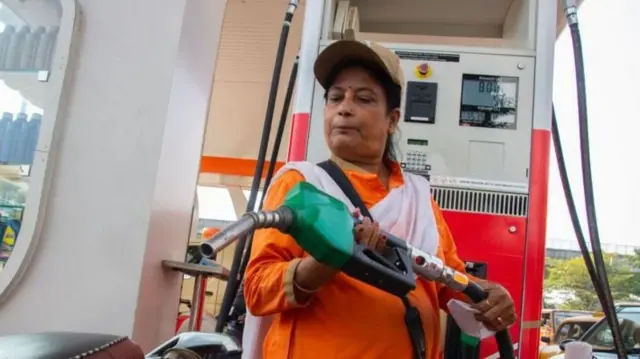 અમેરિકા, ભારત, ટેરિફ, રશિયા, ચીન, નિકી હેલી, ટ્રમ્પ, મોદી, બીબીસી ગુજરાતી ગુજરાતમાં સમાચાર, ન્યૂઝ અપડેટ, ગુજરાત, ઑઇલ, પેટ્રોલ, ડિઝલ ગૅસ