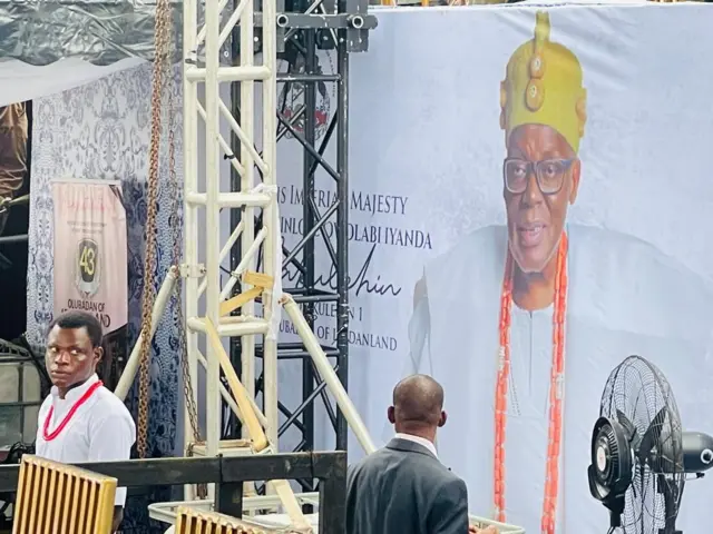 Aworan eto ifinijoye Olubadan tuntun.