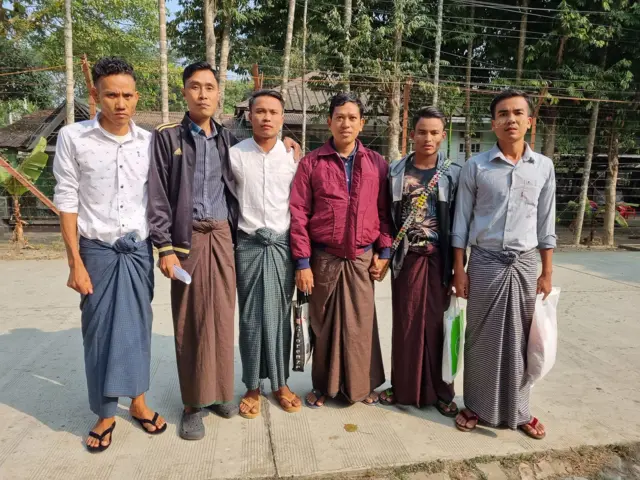 ဖေဖော်ဝါရီ ၂၁ ရက်နေ့မနက်ပိုင်းမှာ စစ်တွေထောင်ကနေ ပြန်လည်လွတ်မြောက်လာခဲ့