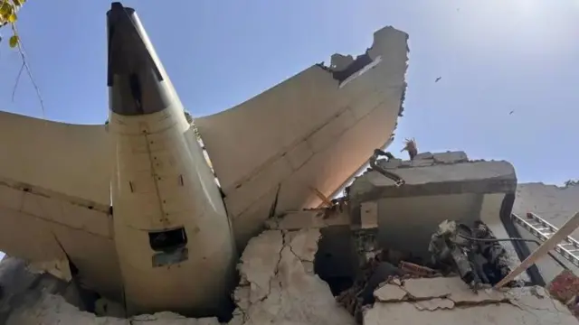 Літак після аварії