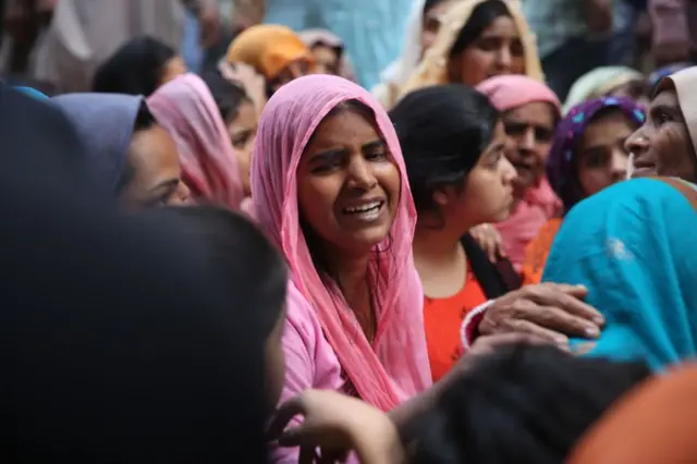 काही प्रकरणात लोकांना 'खोट्या प्रकरणात गोवल्याचा' संशयही न्यायालयानं व्यक्त केला.