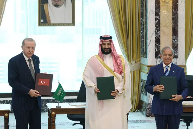 رهبران عربستان و پاکستان و ترکیه در مکه