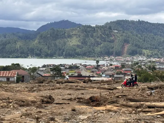 Kondisi Desa Mendale pascabencana banjir dan longsor di Aceh Tengah.