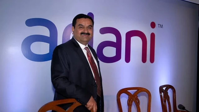 گوتام آدانی سومین مرد ثروتمند جهان پس از ایلان ماسک و جف بزوس است