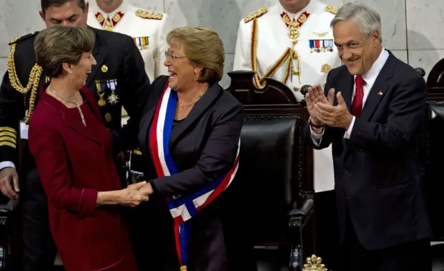 Isabel Allende, Michelle Bachelet y Sebastián Piñera.