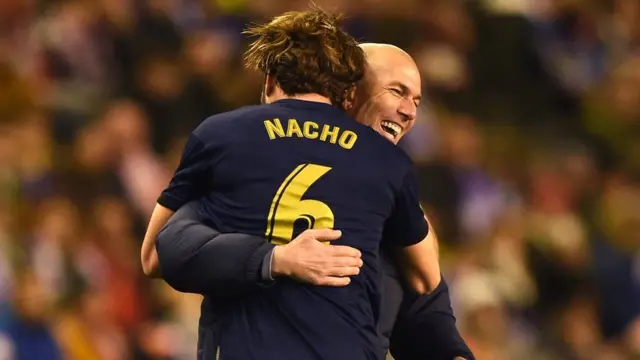 Nacho na Zidane