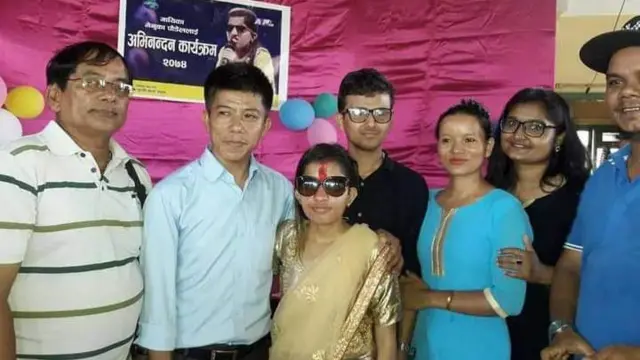 गुरु अनिल फागो र साथी उज्ज्वलसहित अन्यसँग मेनुका