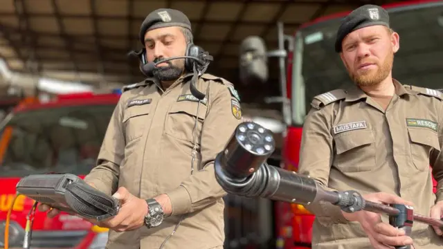 ریسکیو اہلکار