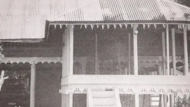 Rumoh Geudong seperti dicantumkan dalam buku Rumoh Geudong, the Scar of the Acehnese.