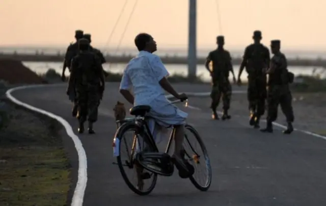 වනජීවී හා වන සංරක්ෂණ අමාත්‍යාංශය මගින් නිදහස් කිරීමට ඉල්ලා ඇති ඉඩම් ලේඛනයේ ආරක්ෂක අංශවලට හිමිවන ස්ථාන ද ඇතුලත් වේ.