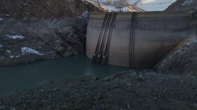 سد کرج و سطح پایین آب
