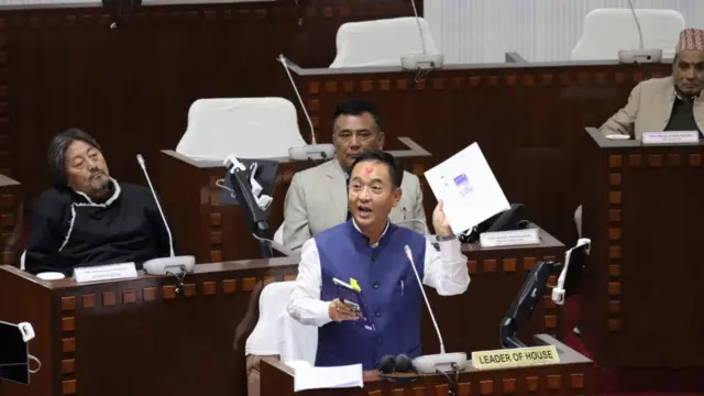  विधानसभालाई सम्बोधन गर्दै मुख्यमन्त्री तामाङ