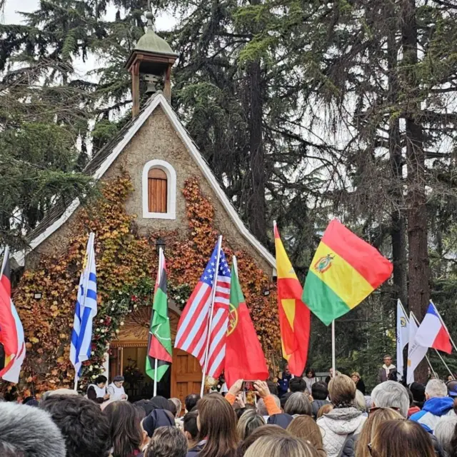 Integrantes de Schoenstatt em uma das capelas do Chile