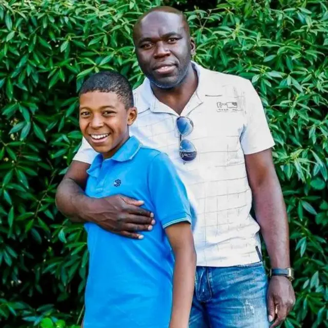 مبابي ووالده