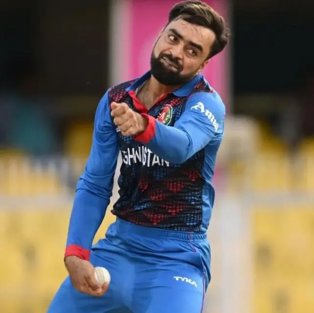 अफ़ग़ानिस्तान के गेंदबाज़ राशिद ख़ान.