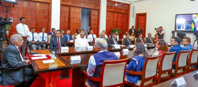 இலங்கை, மொரிஷியஸில் யுபிஐ சேவை