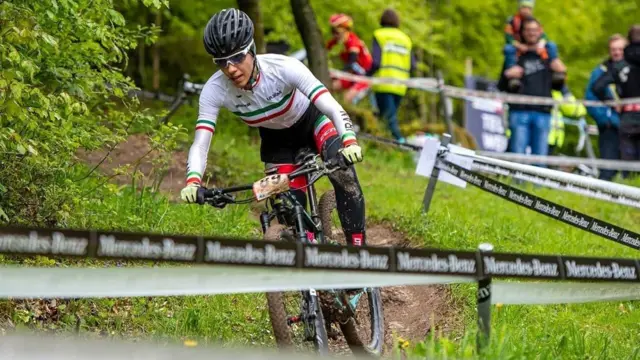 فرانک پرتو آذر