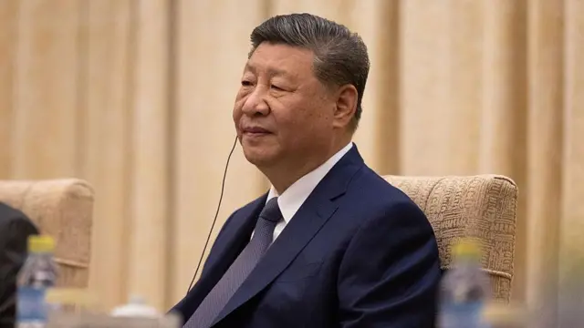 चीन के राष्ट्रपति शी जिनपिंग