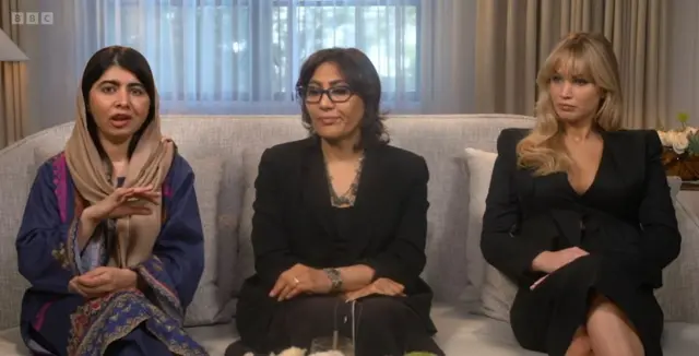 جنیفر لارنس، صحرا مانی و ملاله یوسفزی