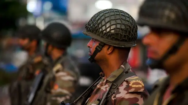 কারফিউর সঙ্গে সেনা মোতায়েনের সরাসরি কোনো সংযোগ নেই