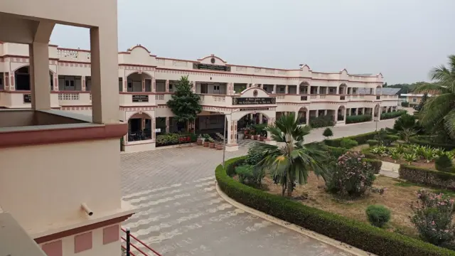 બીબીસી ગુજરાતી કચ્છ બિદડા હૉસ્પિટલ ડૉક્ટર મહિલા ઑપરેશન પોલીસ ગુજરાત