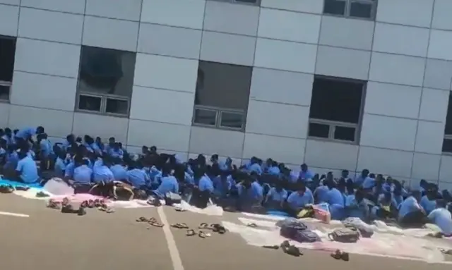 சாம்சங் இந்தியா: 5 மாதங்களை கடந்தும் போராட்டம் நீடிப்பது ஏன்? 5 கேள்விகளும் பதில்களும்